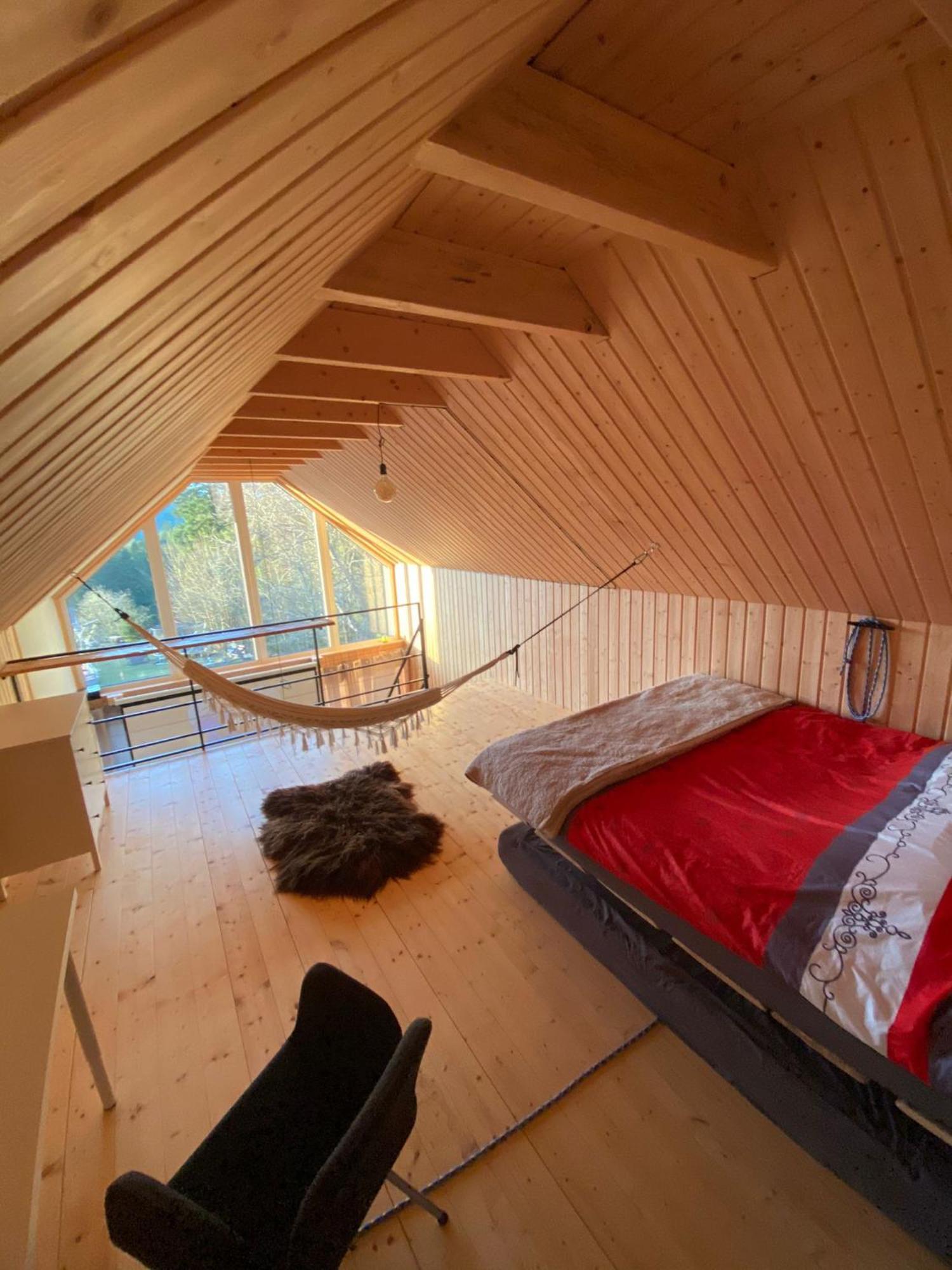 Domek Mecenasa Nieledwia Exteriör bild
