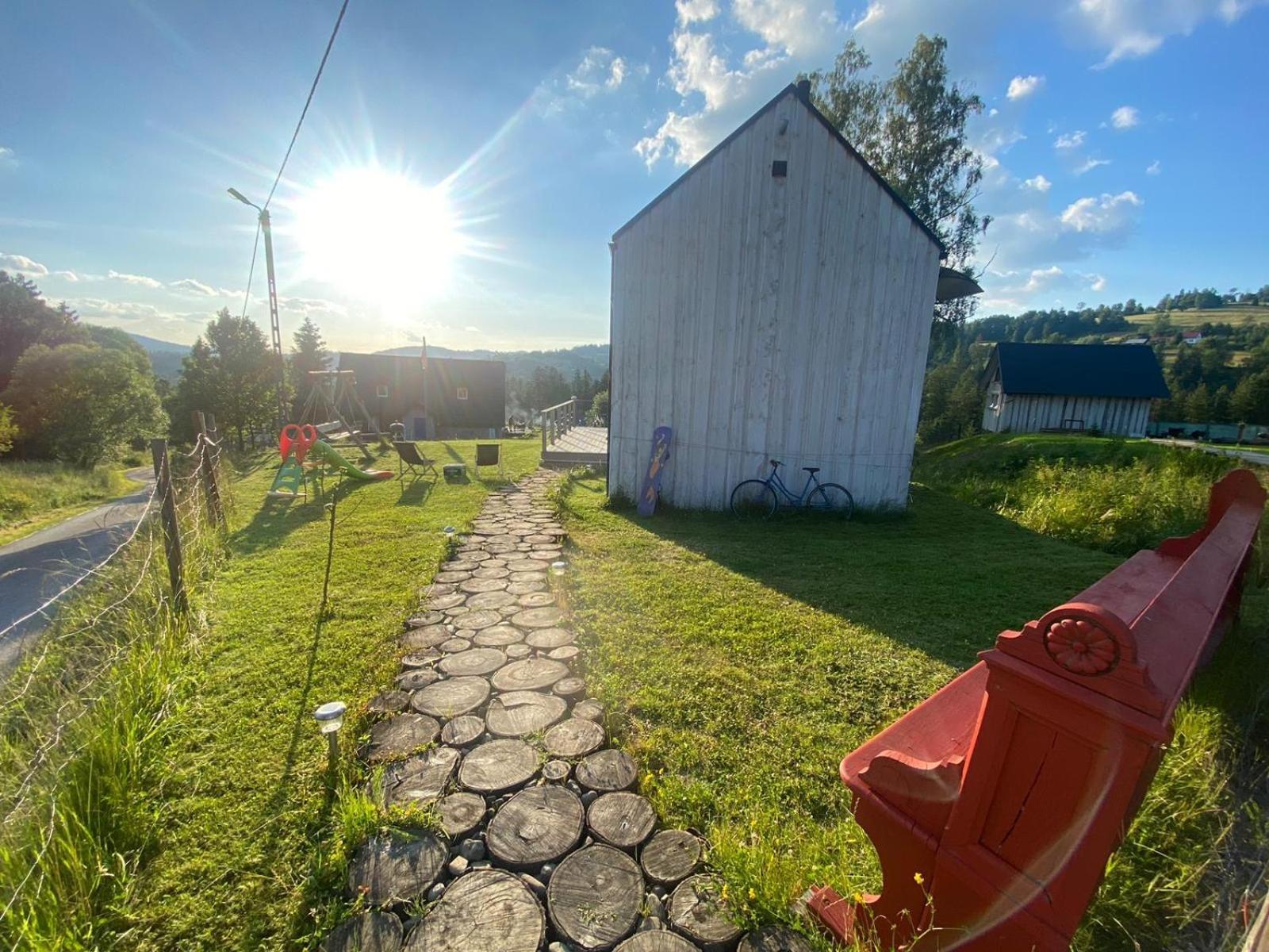 Domek Mecenasa Nieledwia Exteriör bild
